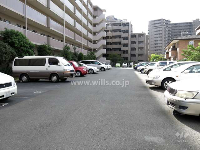 敷地内駐車場（屋外平面式）
