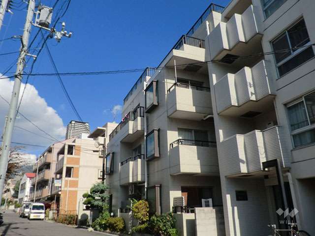 GSハイム御影の外観（南西側から）