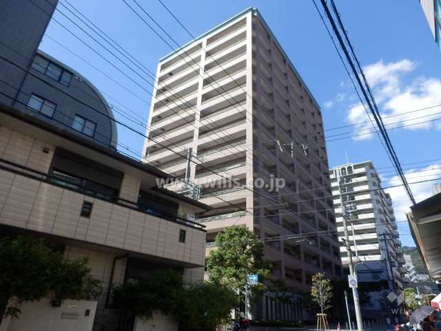 ヴィルヌーブ神戸本山の外観（南東側から）