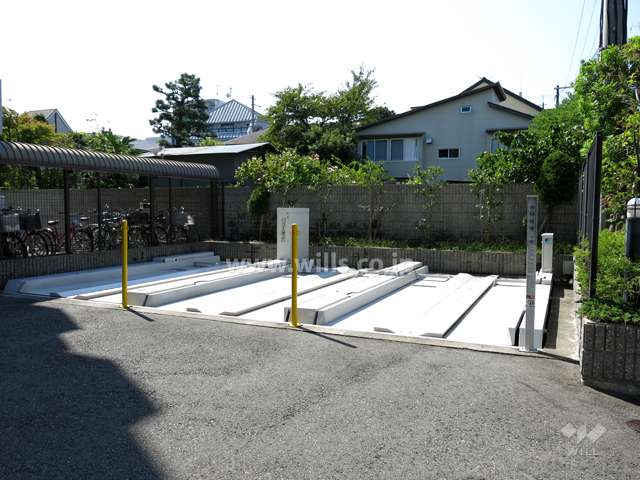 敷地内駐車場（屋外機械式）