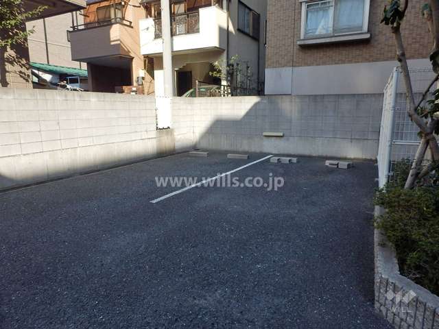 敷地内駐車場（屋外平面式）