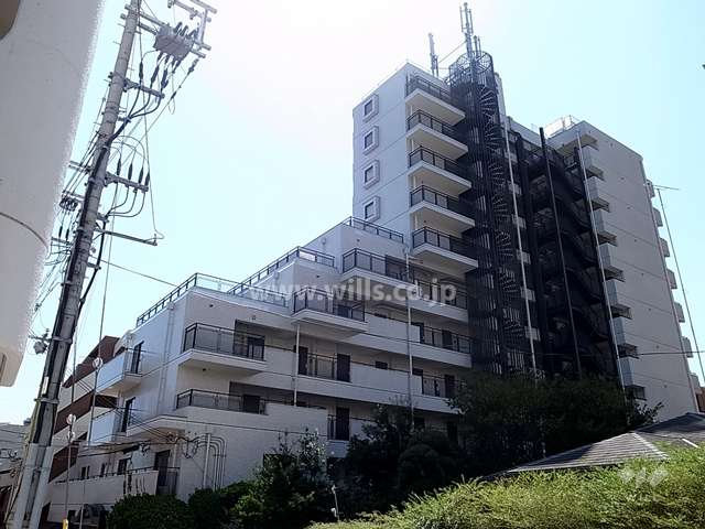 カサベラ岡本の外観（北東側から）