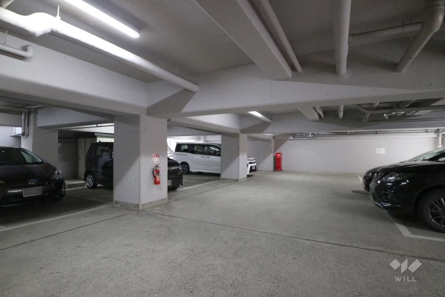 敷地内駐車場（屋内平面式）
