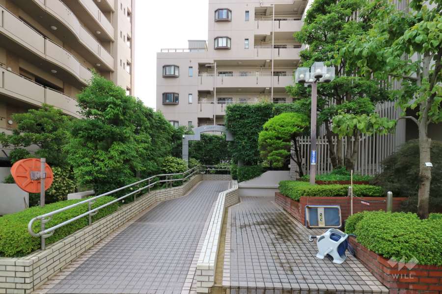 エントランスアプローチ