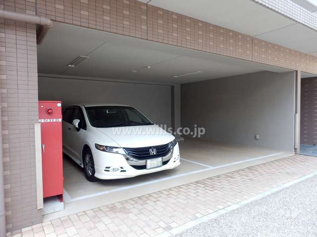敷地内駐車場（屋内平面式）