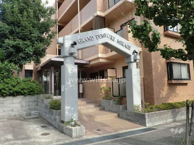エントランスアプローチ