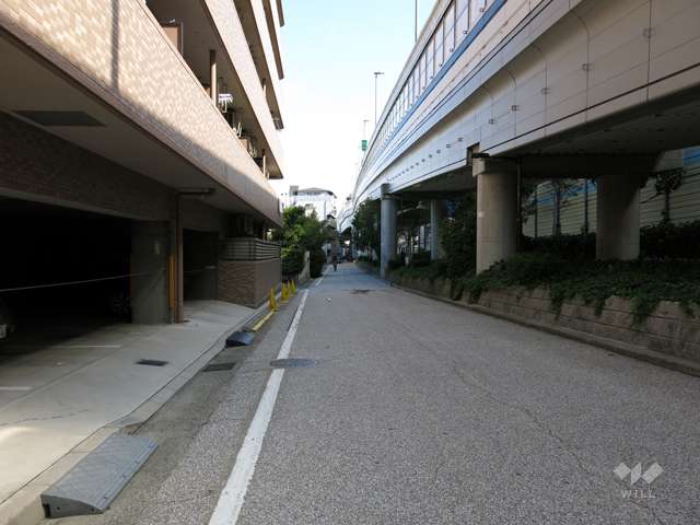 敷地内駐車場（屋内平面式）