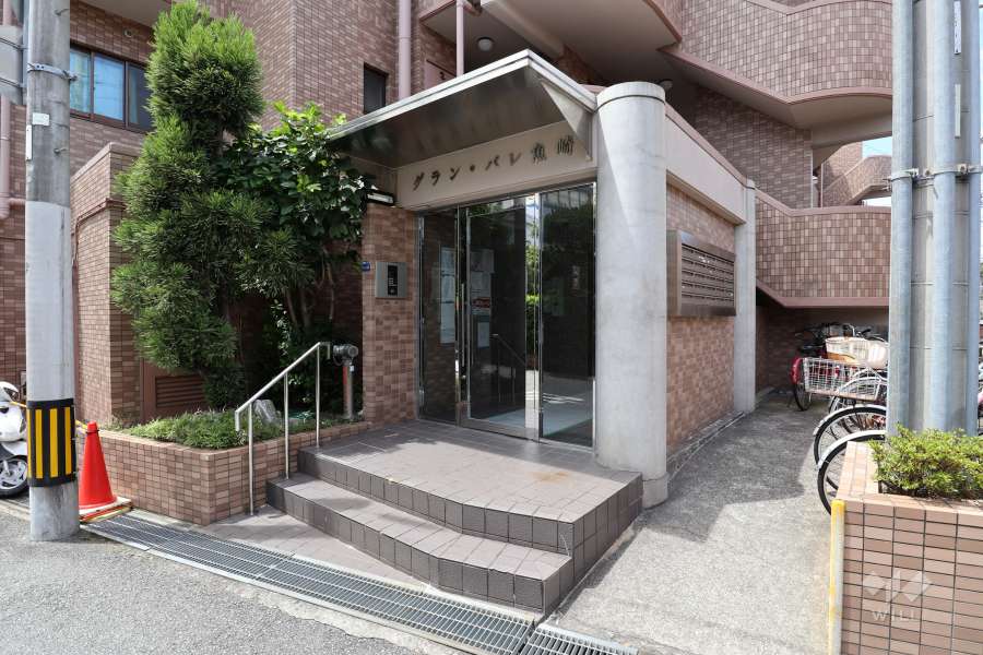 敷地内駐車場（屋内平面式）