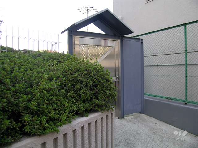 駐輪場入り口