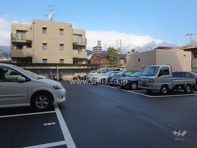 敷地内駐車場（屋外平面式）