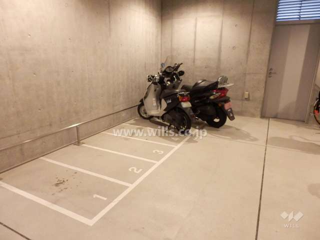 バイク置場