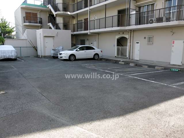 敷地内駐車場（屋外平面式）