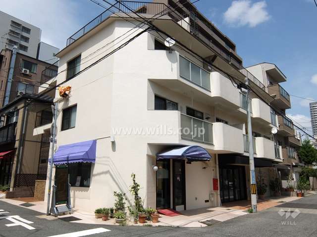 サニーライフ住吉の外観（南西側から）