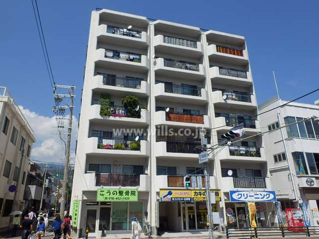 サンハイツ甲南の外観（南側から）