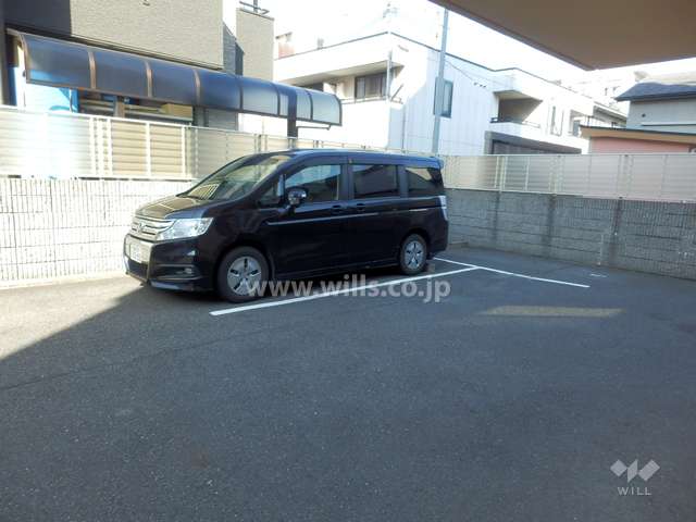 敷地内駐車場（屋外平面式）