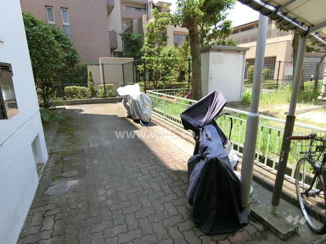 バイク置場
