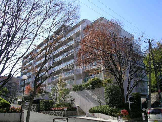 シーアイハイツ千里桃山台Ｄ棟の外観（北東側から）