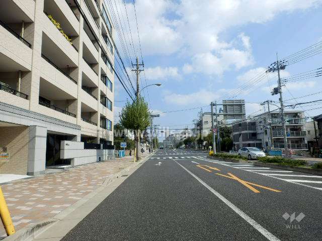 敷地南側は、山手幹線に面しています。