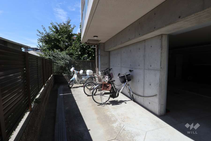 駐輪場