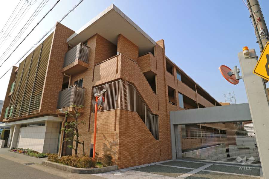ジオグランデ岡本の外観（北東側から）