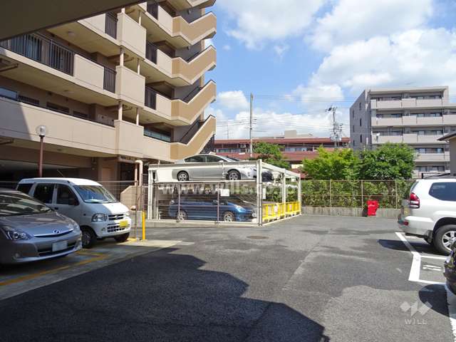 敷地内駐車場（屋外平面式・屋外機械式）