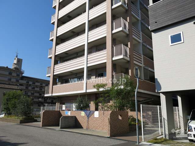 セイワパレスレジデンス御影の外観（南東側から）