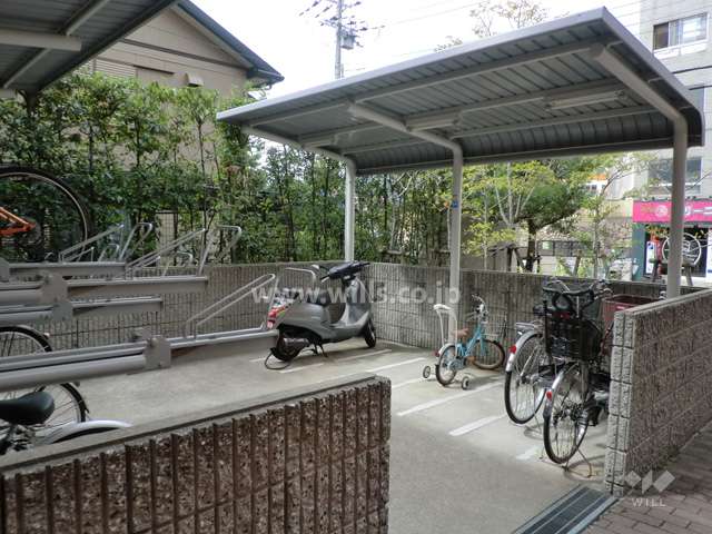 駐輪場、バイク置場