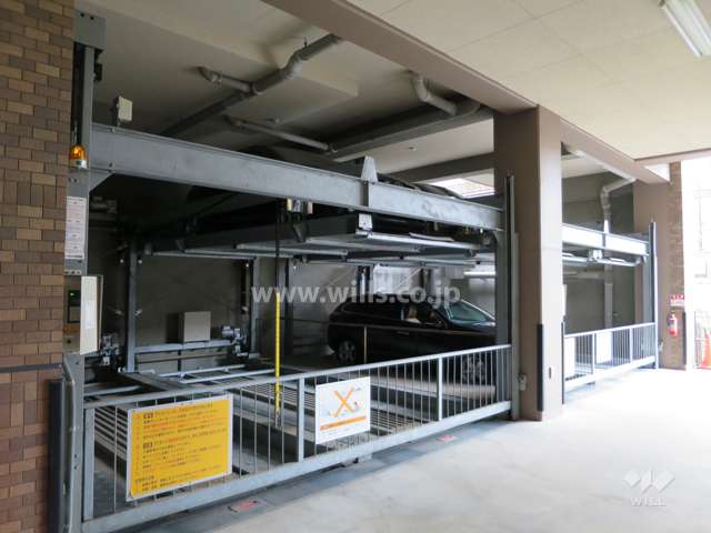 敷地内駐車場（屋内機械式）