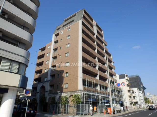 セレッソコート甲南森南町の外観（南西側から）