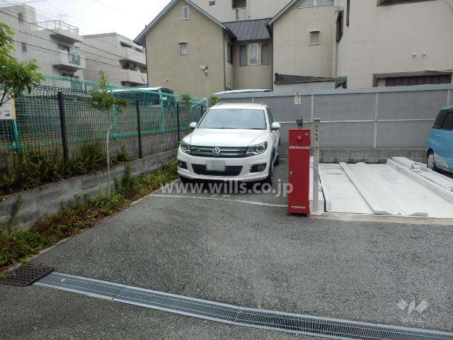 敷地内駐車場（屋外平面式）