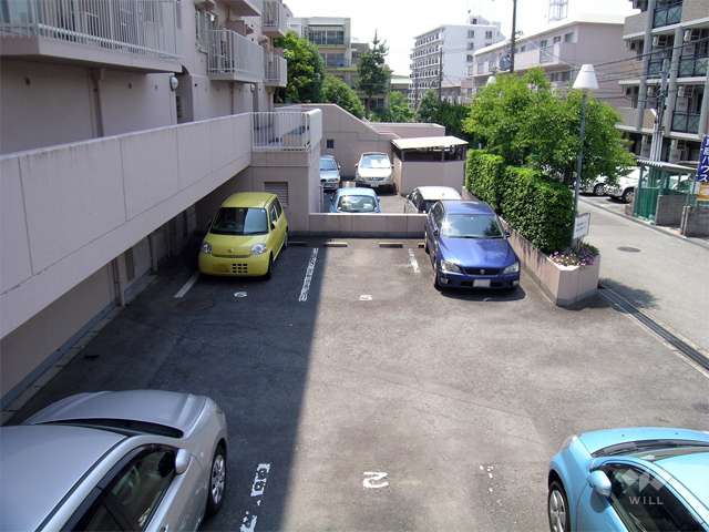 敷地内駐車場（屋外平面式）