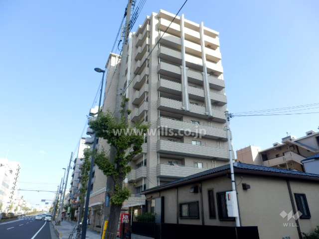 ドルフ甲南山手の外観（西側から）