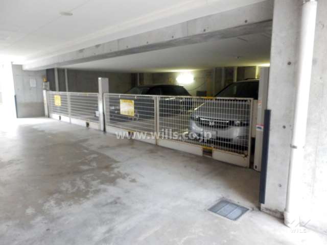 敷地内駐車場（屋内機械式）