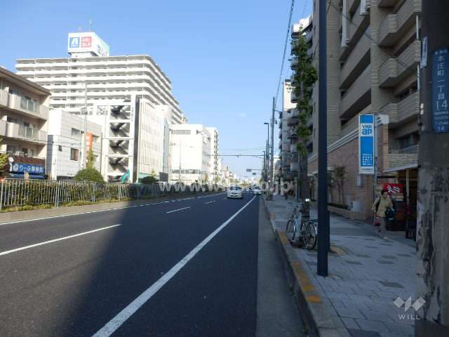 敷地北側の前面道路（国道2号線）