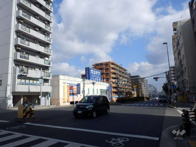 敷地南側の前面道路（国道2号線）