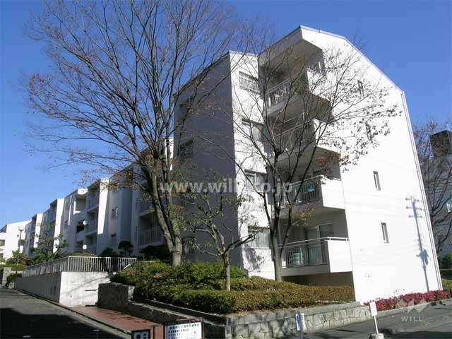 シーアイハイツ千里桃山台A棟外観（南西側から）