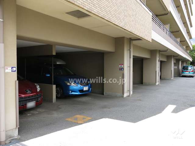 敷地内駐車場（屋内平面式）