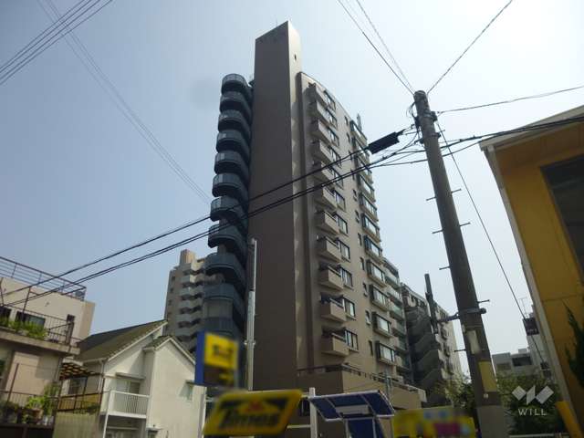 ハイネス東灘の外観（北西側から）