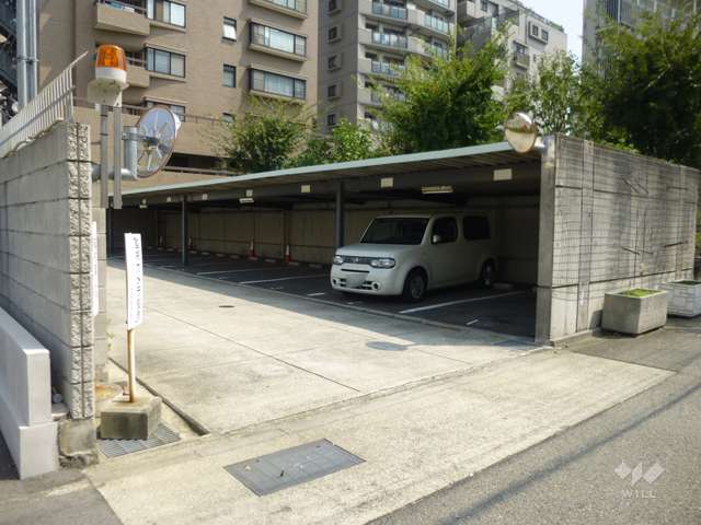 敷地内駐車場（屋内平面式）