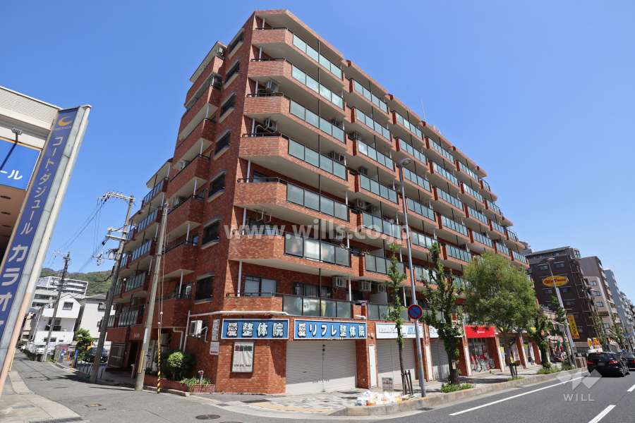 ハイマート東灘の外観（南西側から）