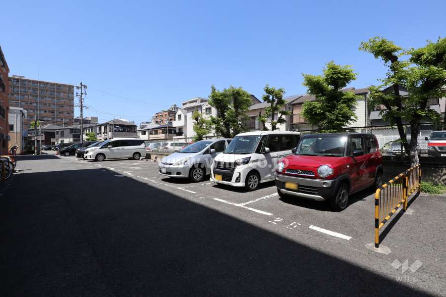 敷地内駐車場（屋外平面式）