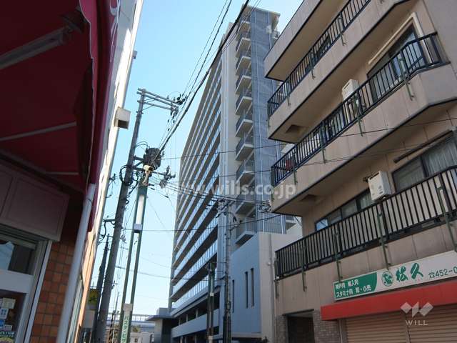 ピアフェスタ青木駅前の外観（北東側から）