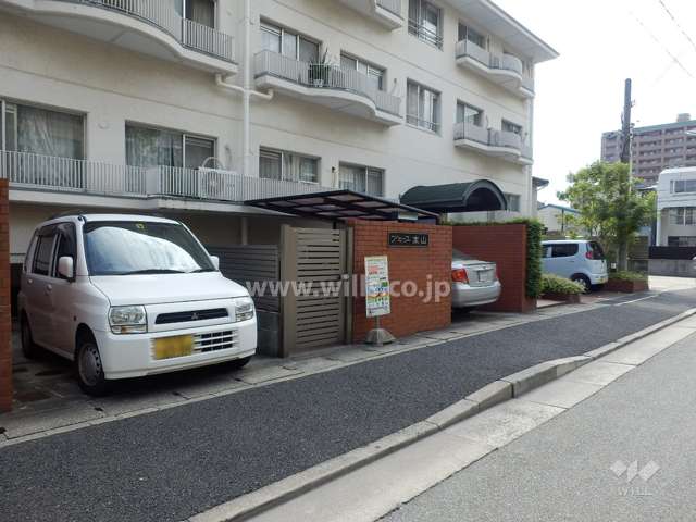 敷地内駐車場（屋外平面式）