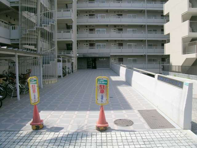 エントランスアプローチ