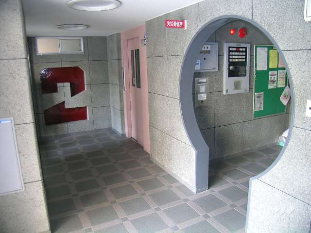 エントランスホール