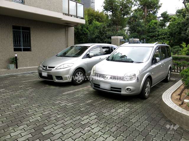 敷地内駐車場（屋外平面式）