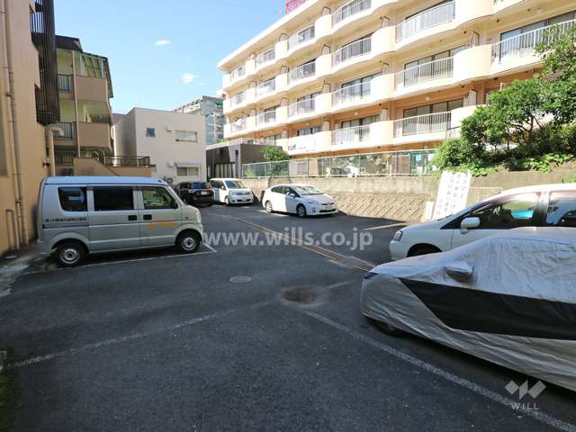 敷地内駐車場（屋外平面式）