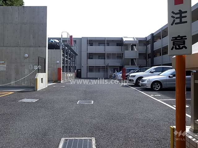 敷地内駐車場（屋外平面式、屋外機械式）