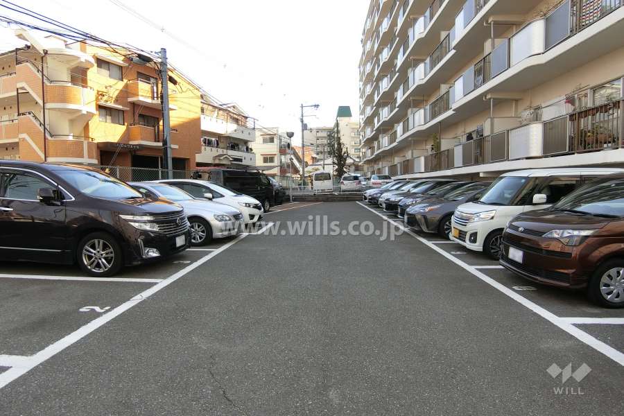 敷地内駐車場（屋外平面式）