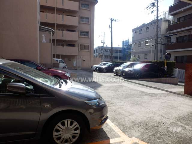 敷地内駐車場（屋外平面式）